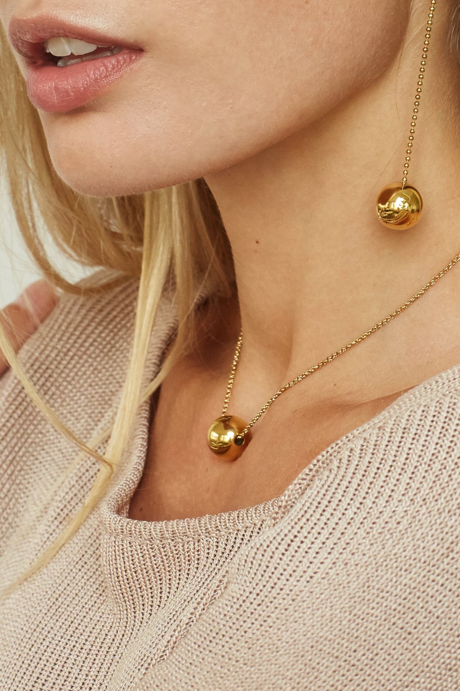 Adjustable Sphere Necklace - Image 2