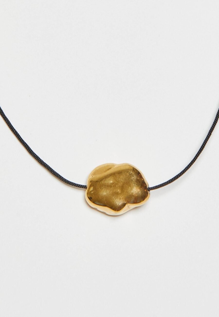 Single Gold Pearl Necklace